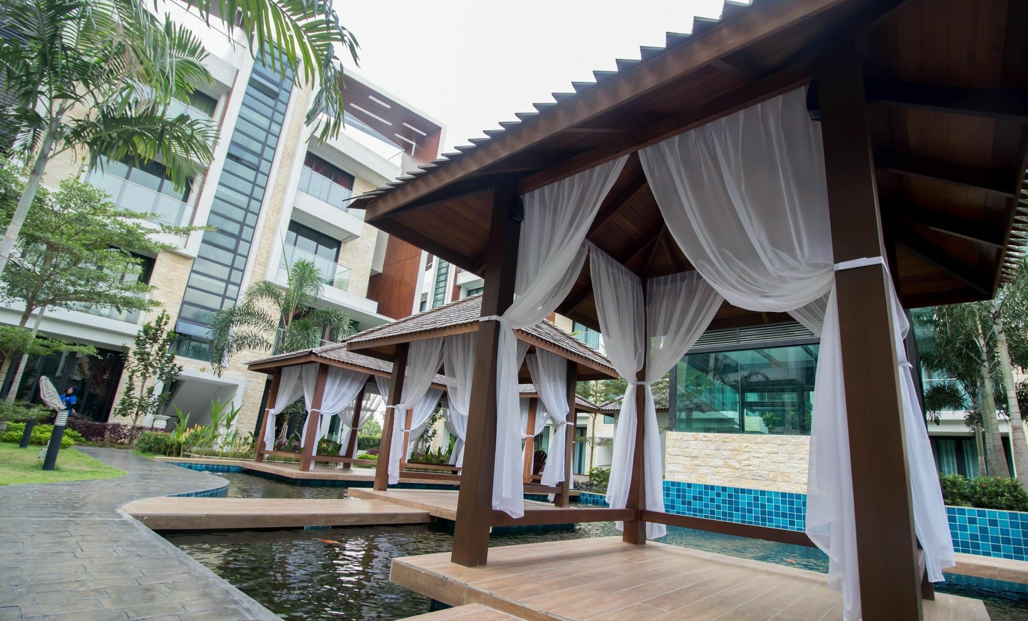 Tropical Villa Service Suite By Nn Seri Kembangan Exterior photo